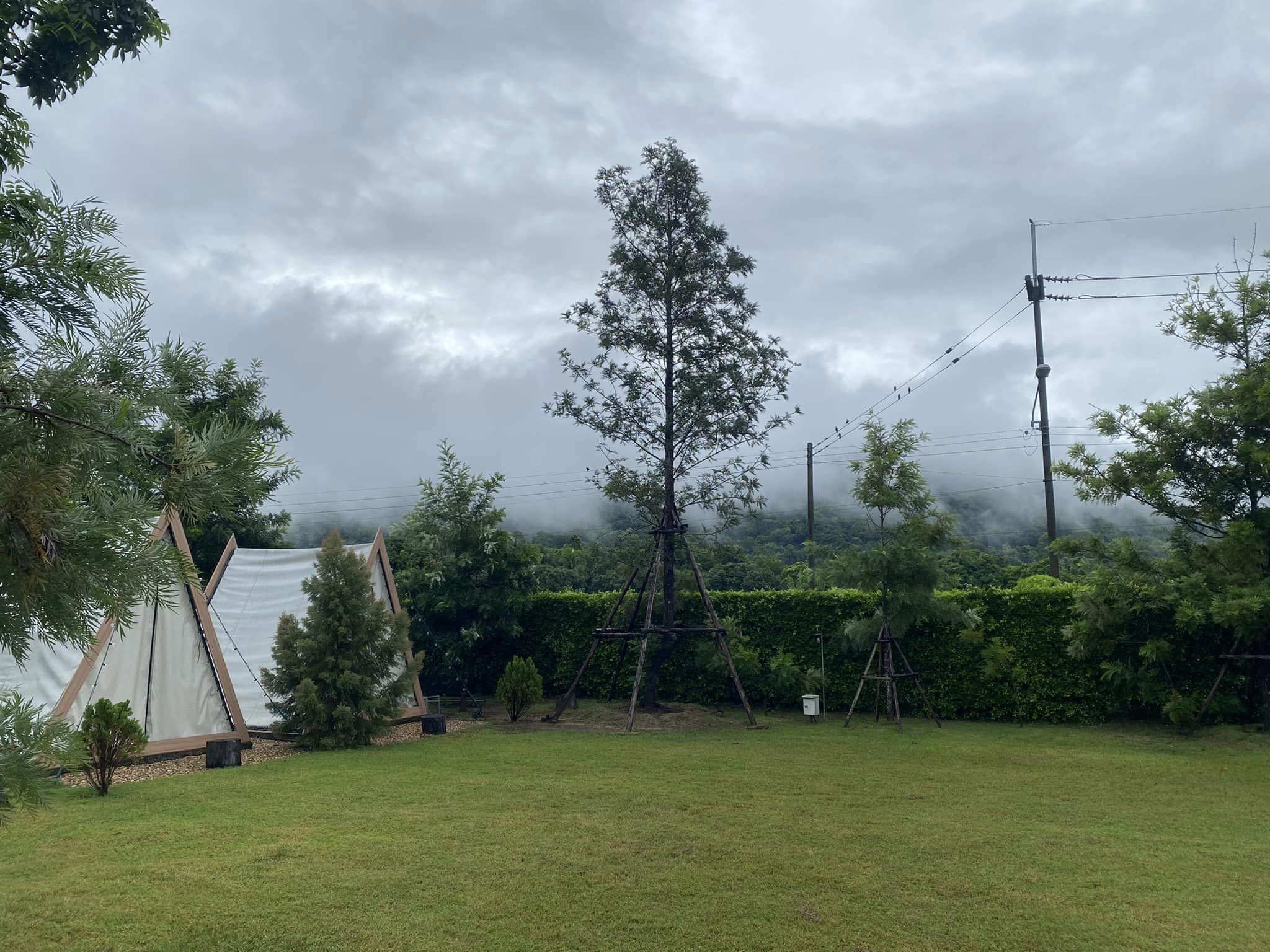 ภาพบบรยากาศภายนอกกระโจม 6 ถึง 7 - 2